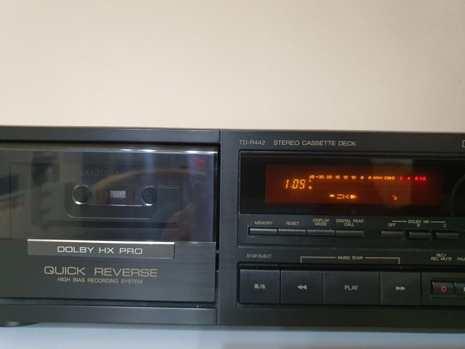 JVC---TD-R --442