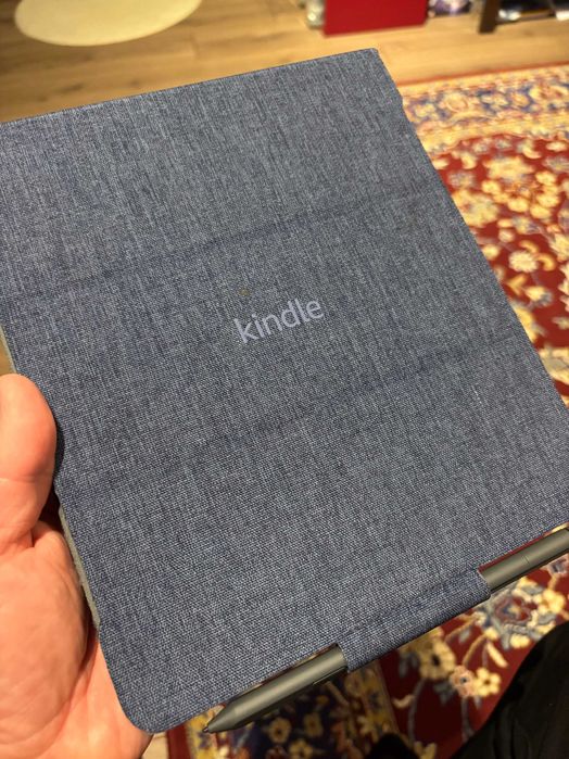 ebook reader Amazon Kindle Scribe, ca noua