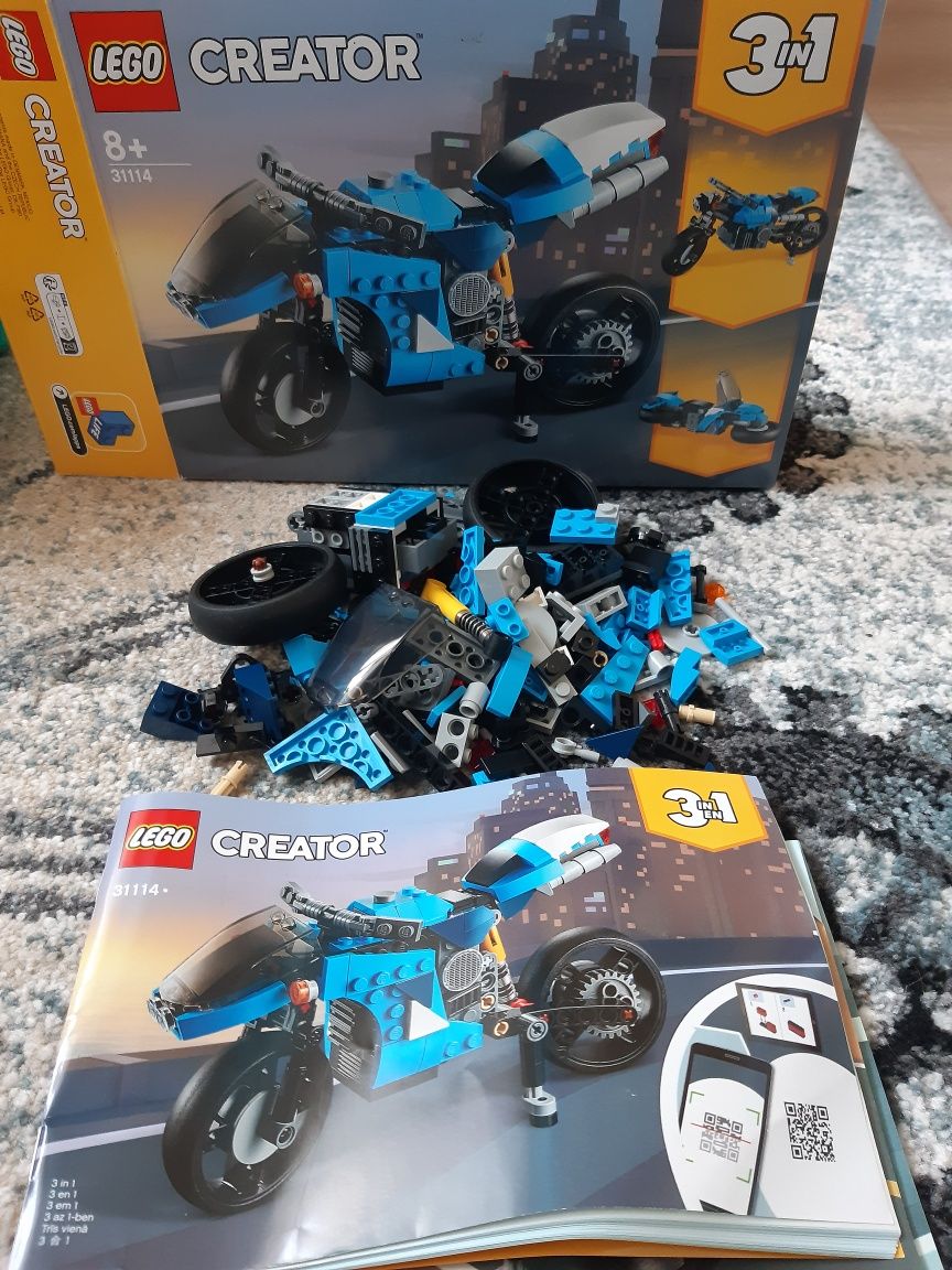 Motocicletă Lego