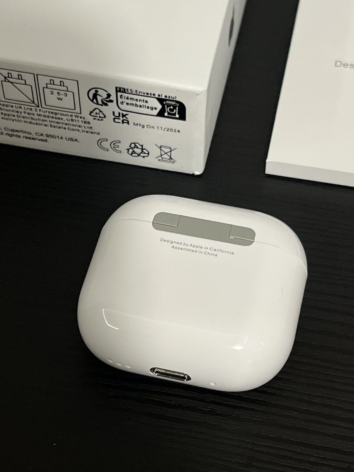 AirPods 4 Нови Безжични слушалки