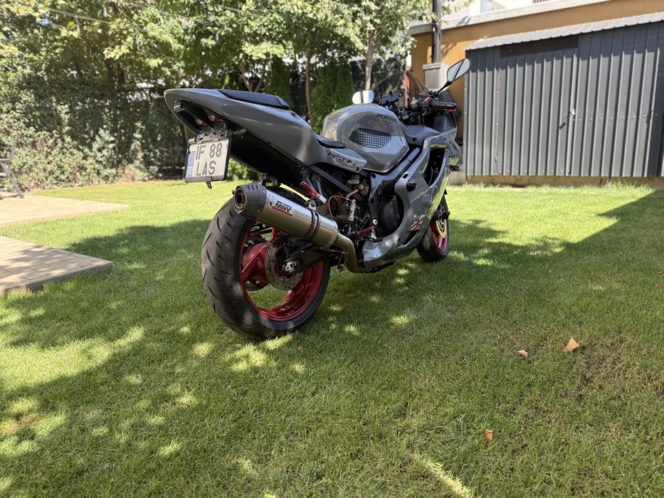 Honda CBR F4I 2004