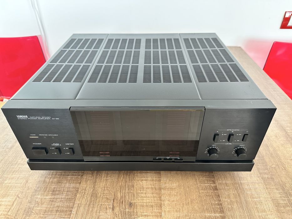 Amplificator putere Yamaha M-65