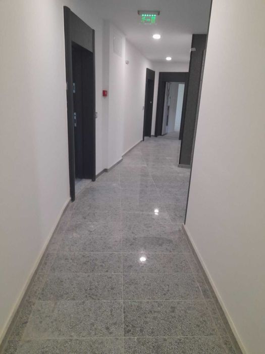 Продава се Многостаен апартамент в Варна, Левски - 138 кв.м за 2022 €/кв.м - Снимка #8