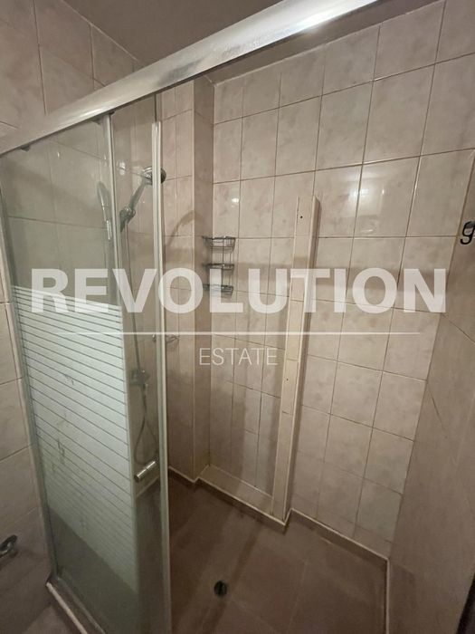 Дава се под наем Двустаен апартамент в Варна, Бриз - 60 кв.м за 375 € - Снимка #9