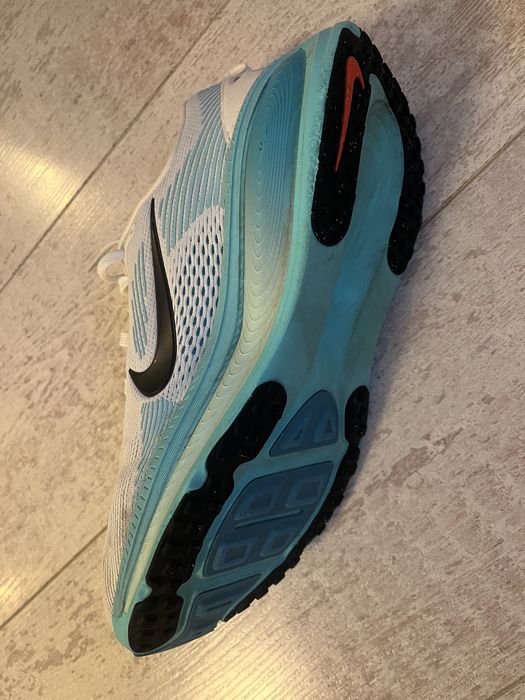 Маратонки Nike Vomero