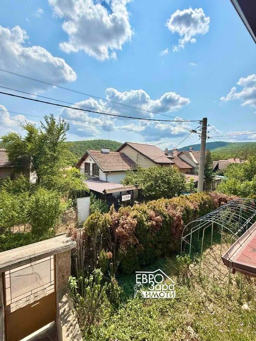 Уникална къща за продажба в село Старозагорски минерални бани