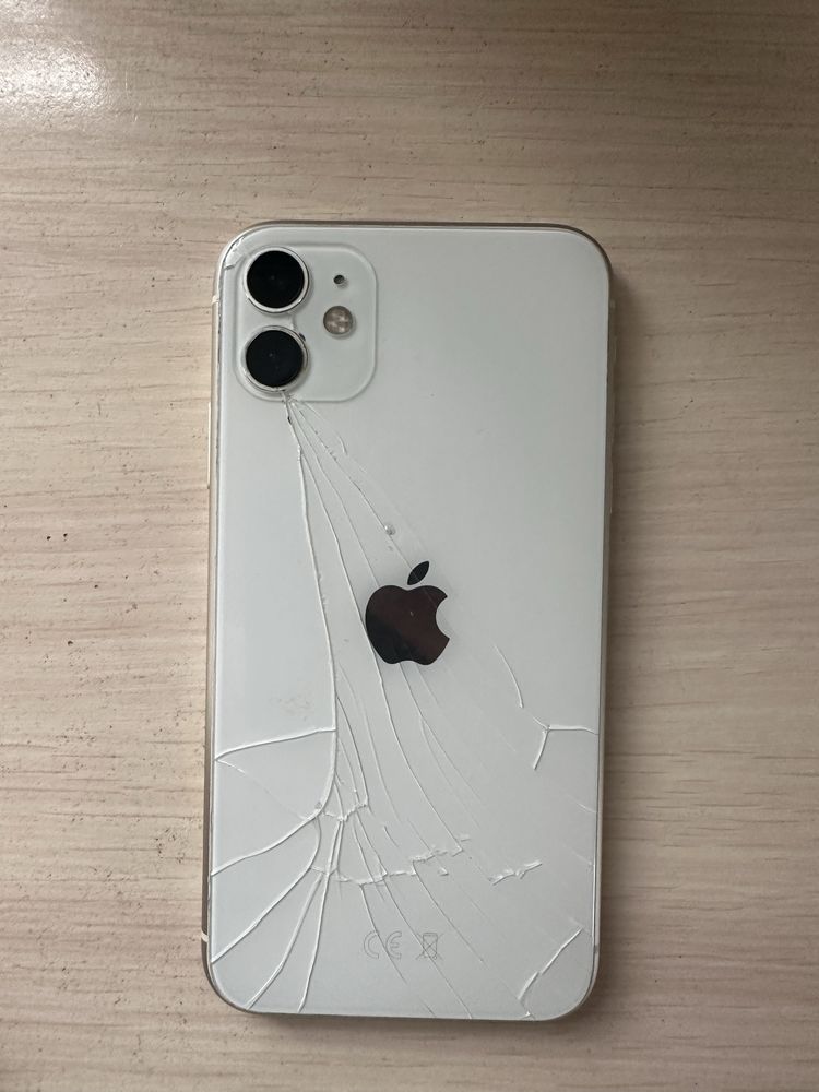 Iphone 64gb. Ақ түсті.