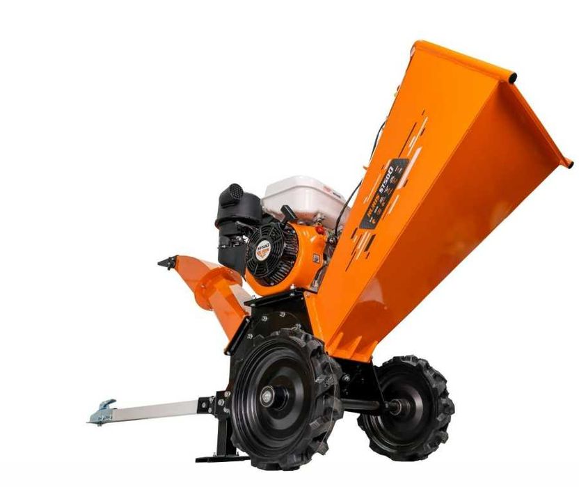 Tocator crengi si resturi vegetale – de inchiriat | Asiguram transport