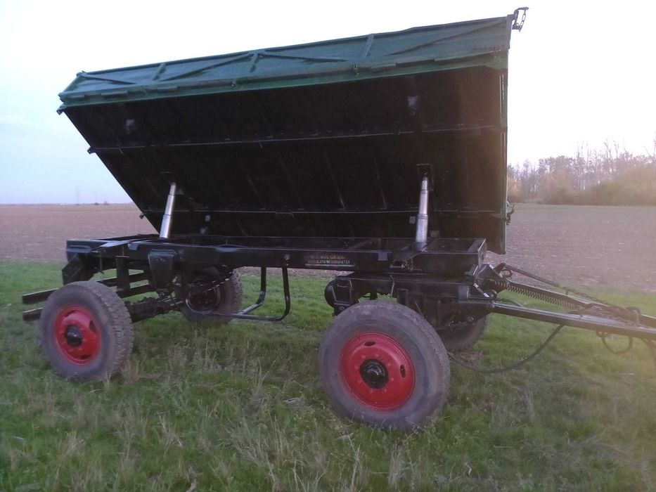 Remorcă 7 tone basculabilă