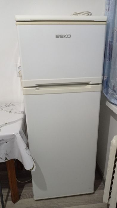 Продам холодильник