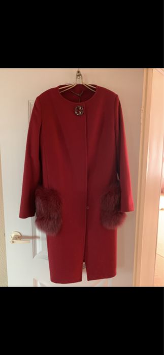 Продам новое пальто