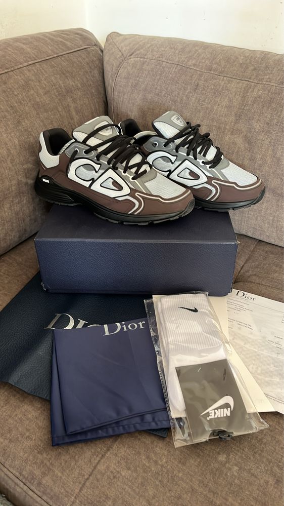 Dior b30.