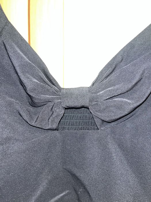 Оригинален топ Guess