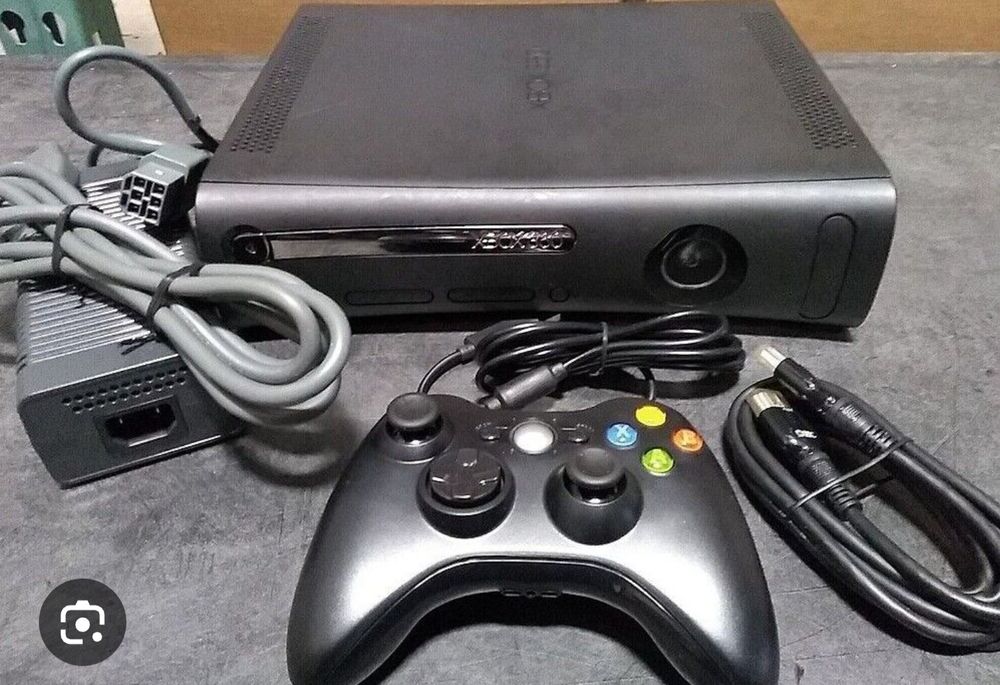 Приставка XBOX 360