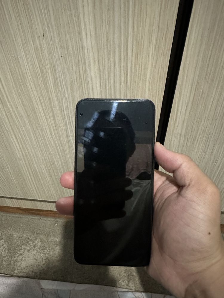 Redmi 9 yaxshi holatda