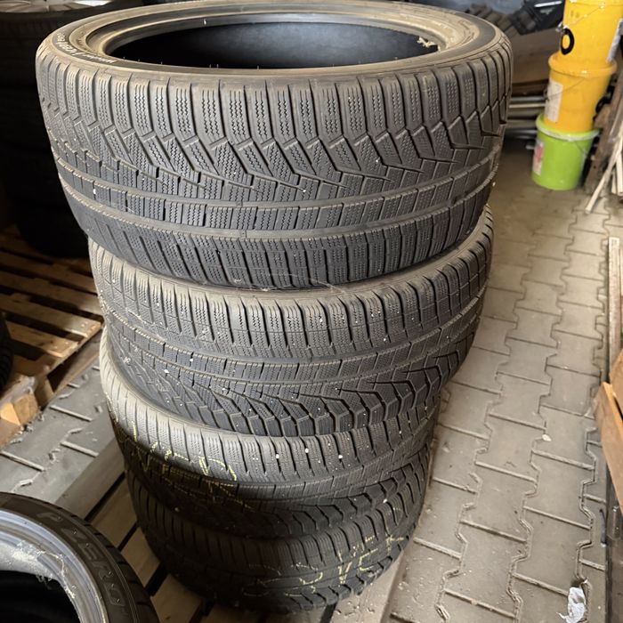 255/40/19 Iarna Hankook Winter ICE evo  set 4