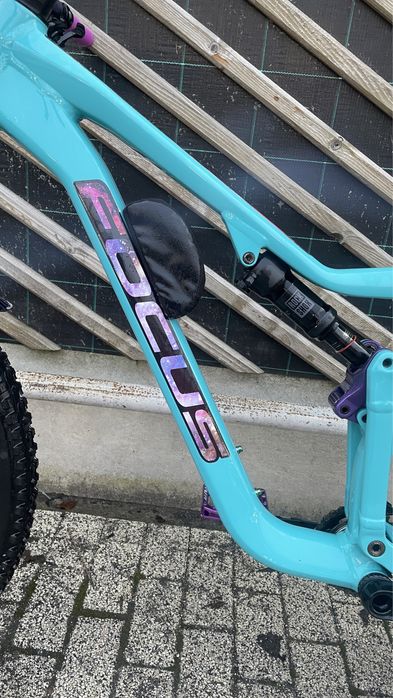 Bicicleta full suspension Focus jam 6.9