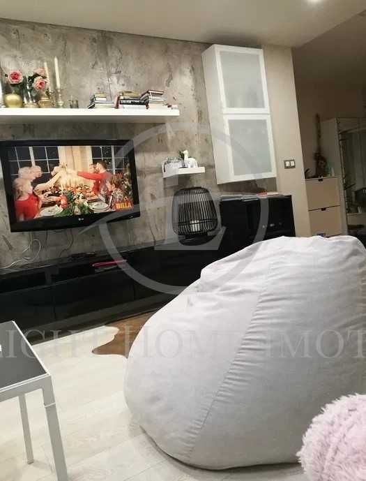 Продава се Къща в Пловдив, Беломорски - 146 кв.м за 1957 €/кв.м - Снимка #2