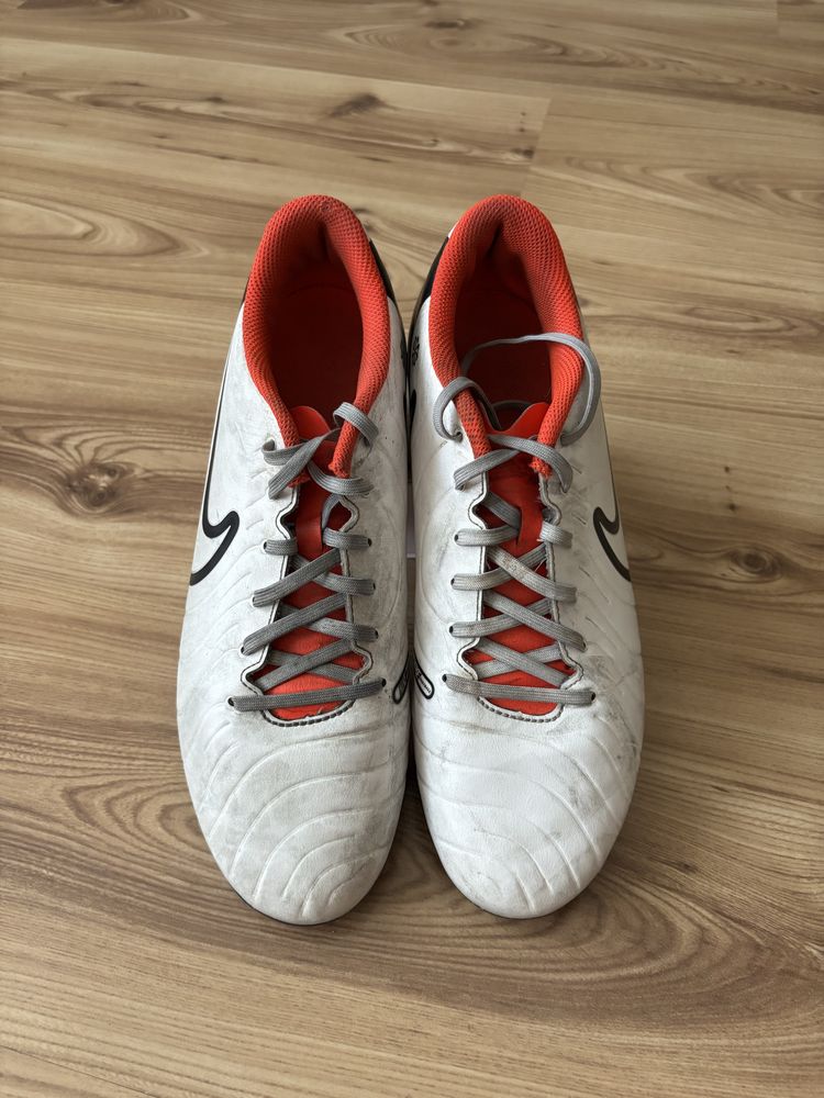 Бутонки Nike Tiempo Legend 10
