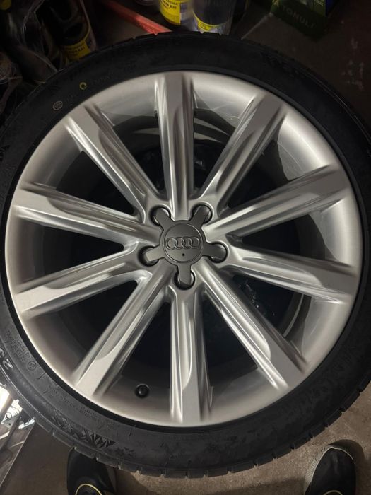 Jante originale Audi a6/a7 r19 8j et26 cu anvleope de iarna dot 2024