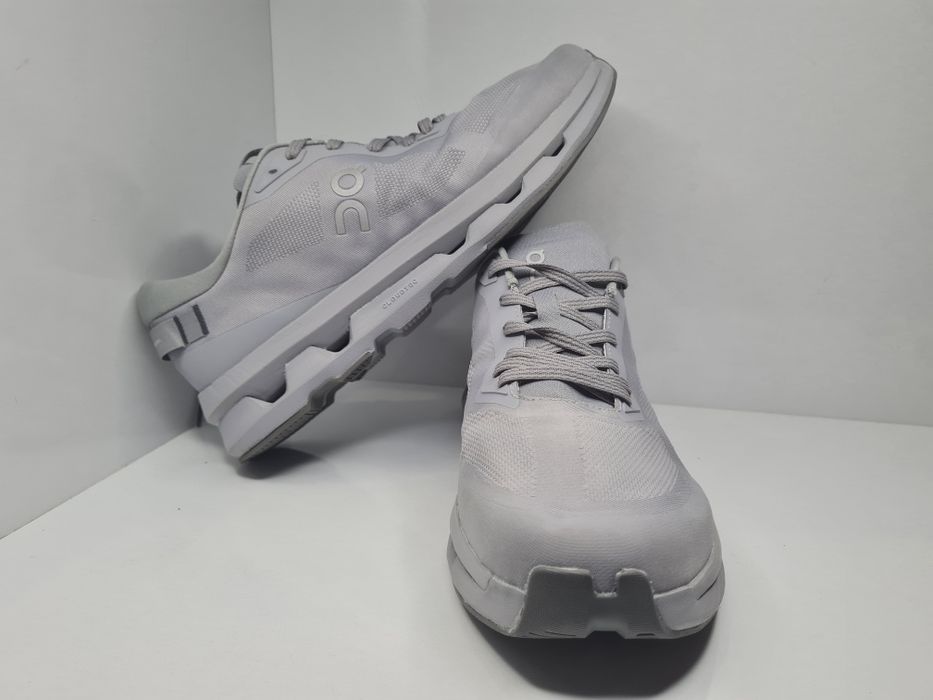 Маратонки ON CloudZone

Нови без кутия.

Размер 45 стелка 29 см.

Цена