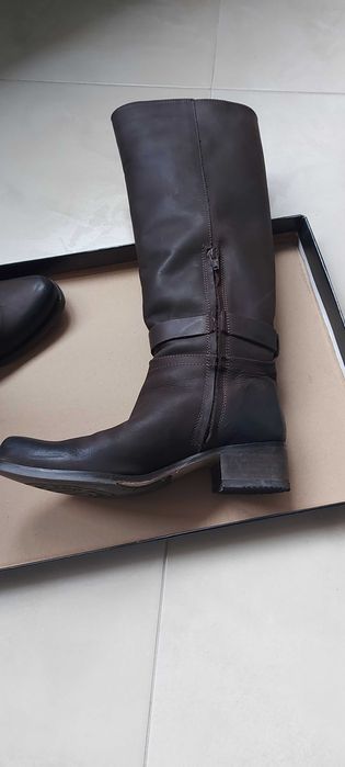 Три чифта кожени ботуши и боти