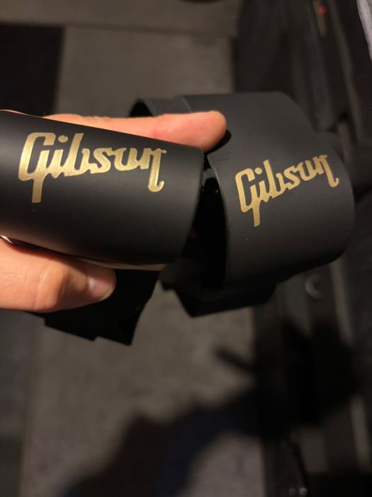Китарни колани Gibson 2 бр.