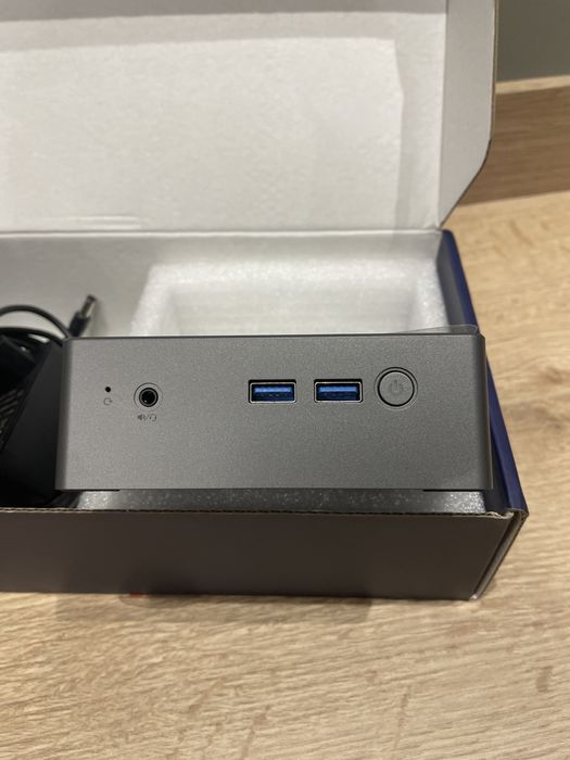 Малък преносим компютър BMAX B2 Pro Mini PC