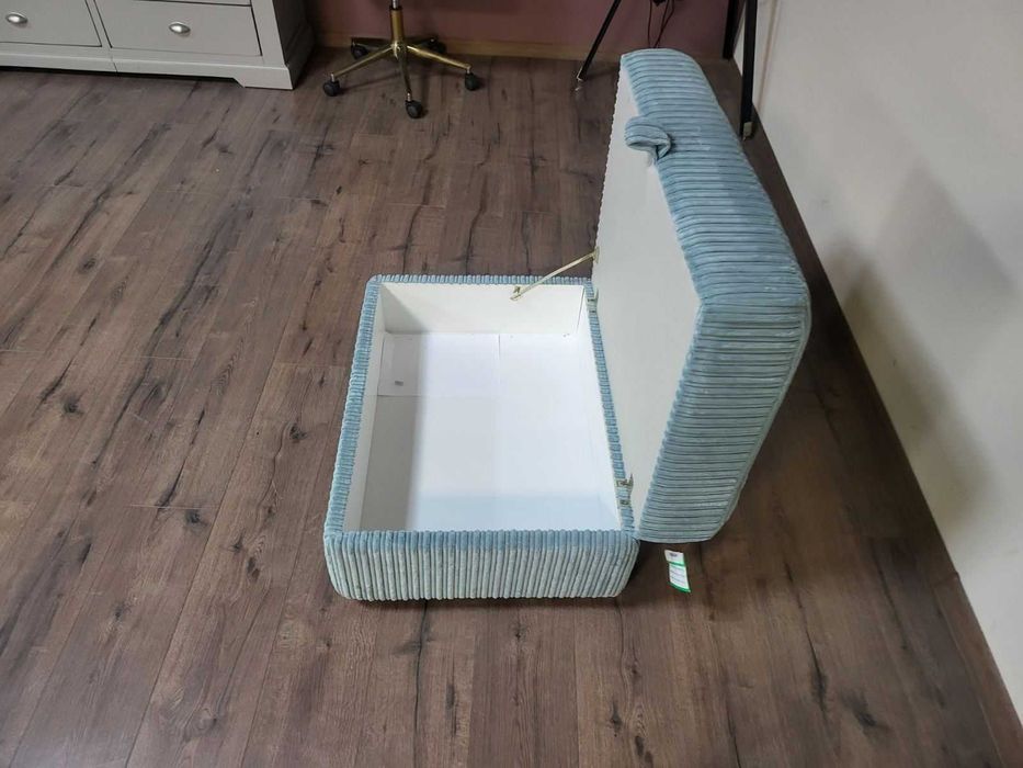 Синя табуретка от плат с функция ракла