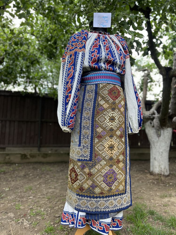 Costum popular vechi camasa si fota fir metalic Muntenia