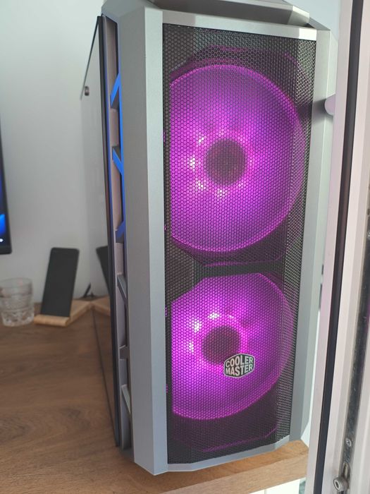 Gaming i7-14700 + RTX 4070 Super SSD 2TB 32GB DDR5 Z690. Impecabil!