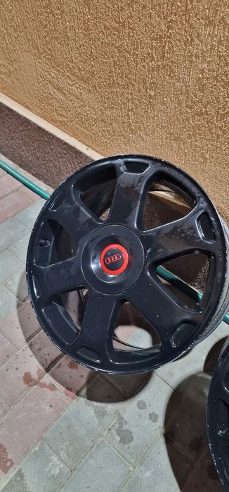 Vând jante aliaj R17