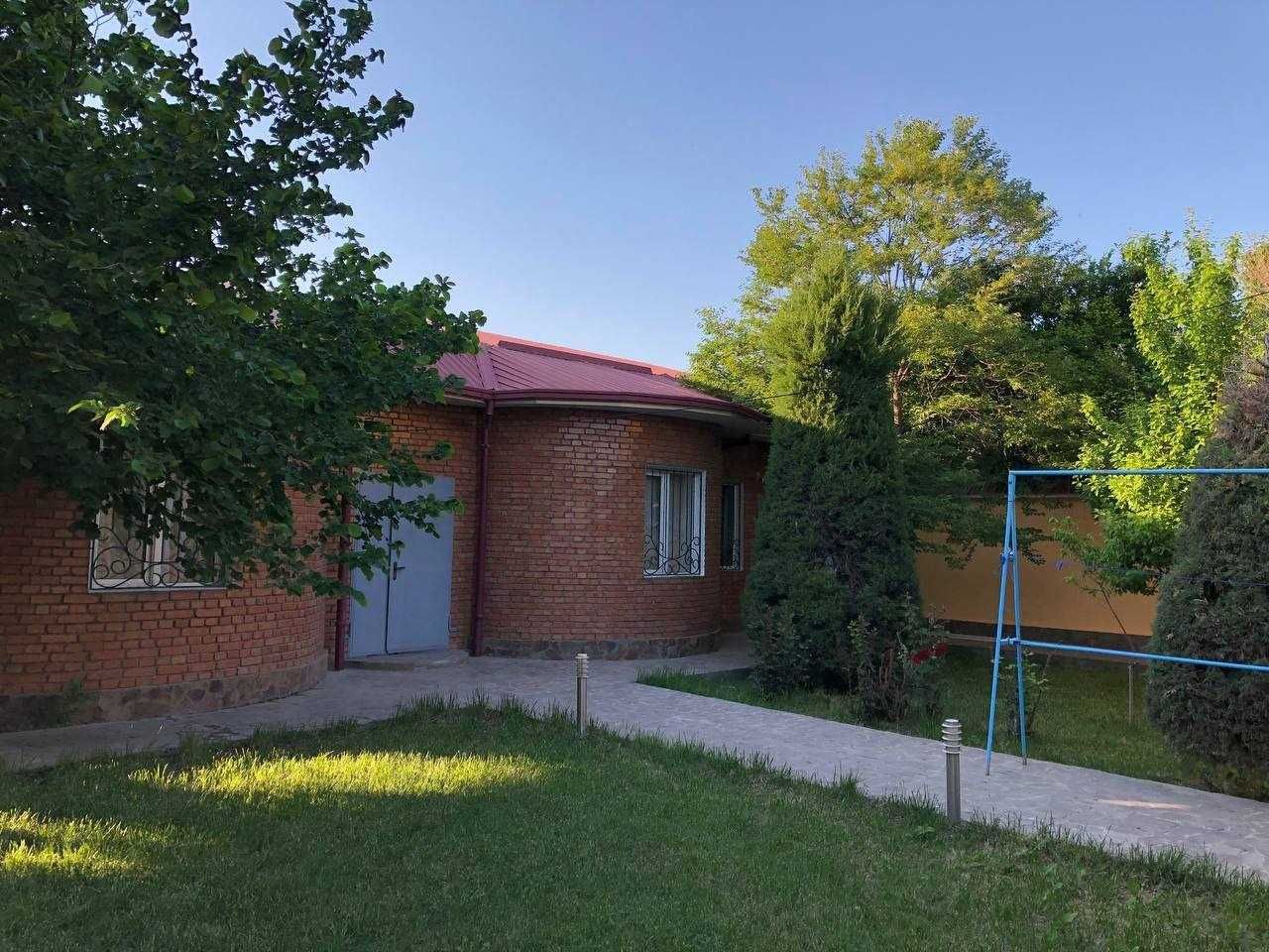 Дача в Чирчике (Аранчи) 8 соток 6 комнат, хорошее состояние=