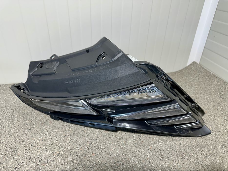 Far Hyundai Tucson 4