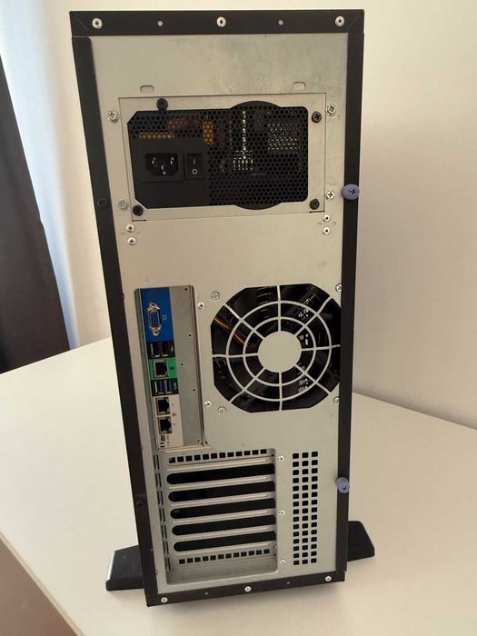 Server Intel S2600CW, 2 x Xeon E5-2680v3 12 core 2.5 Ghz, 96 GB RAM