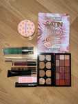 Козметика Jeffree Star Bellapierre Sheglam Revolution