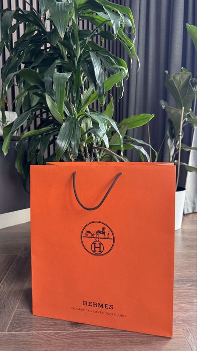 Продам косметичку Hermes