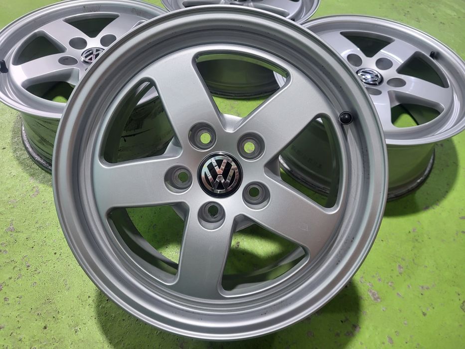 16 5x112 Vw Passat Touran Caddy Golf Skoda Seat 5х112
