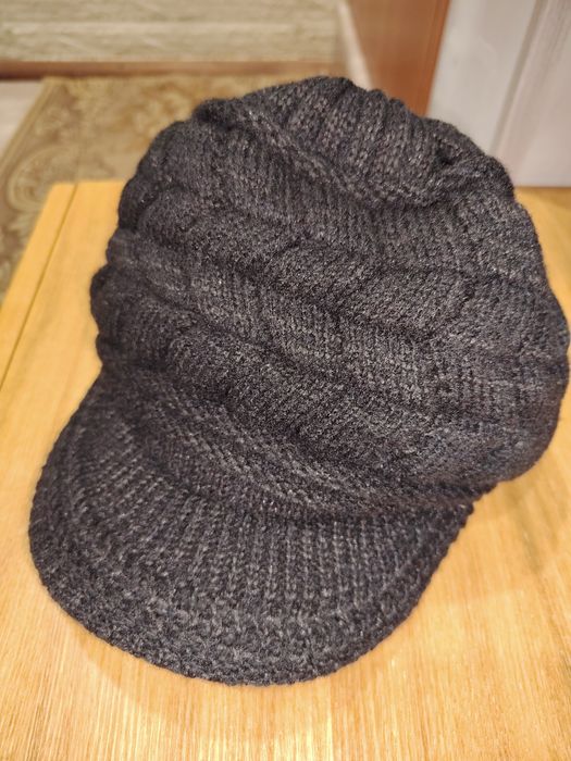 Срочно продам новый берет-1000тн