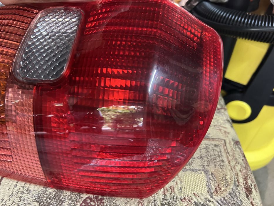 Десен стоп за тойота Рав 4 2002 година