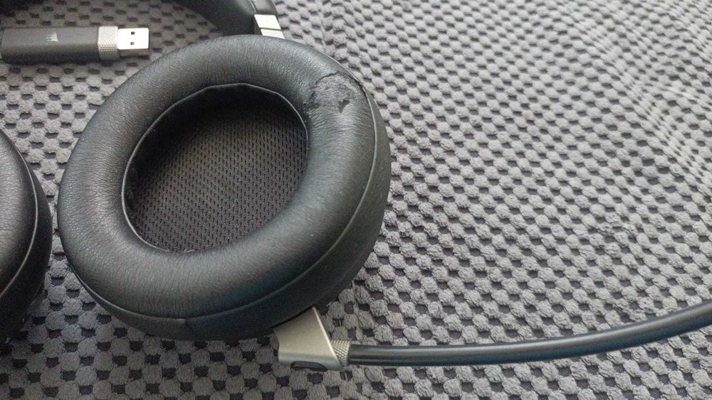 Corsair Virtuoso Wireless – Căști Gaming Premium