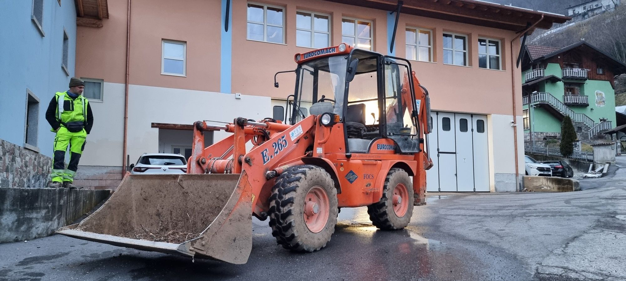 Minibuldoexcavator EUROCOMACH  E 265  cu 1989h Mini Buldoexcavator