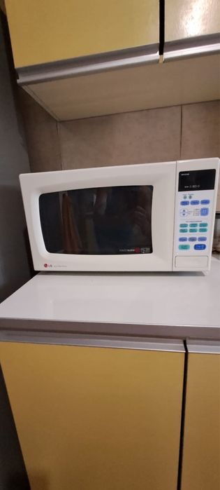 Микроволновая печь LG