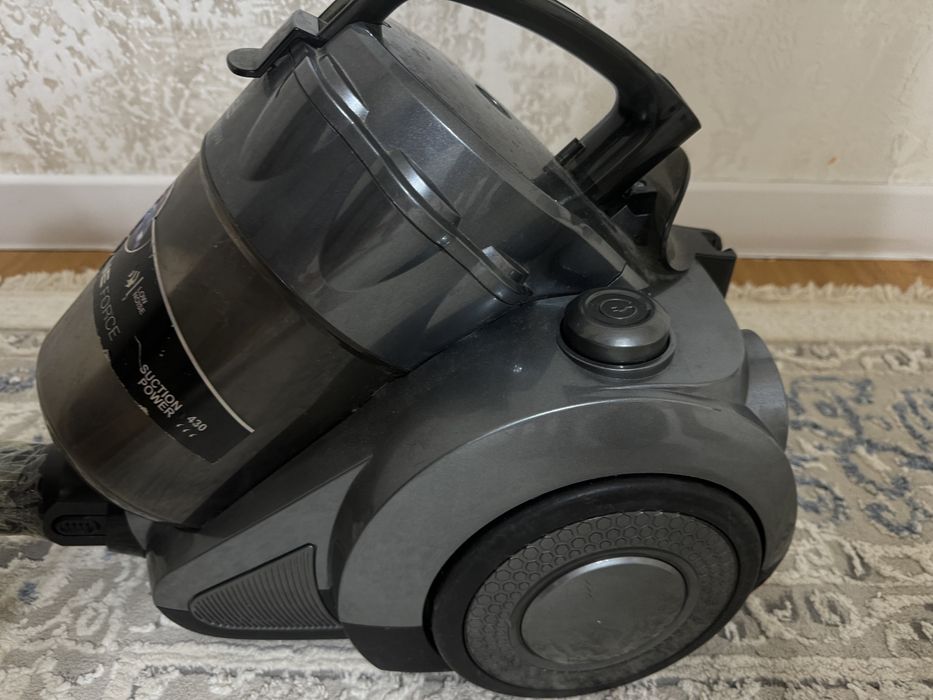 Пылесос Artel 2000W без трубы