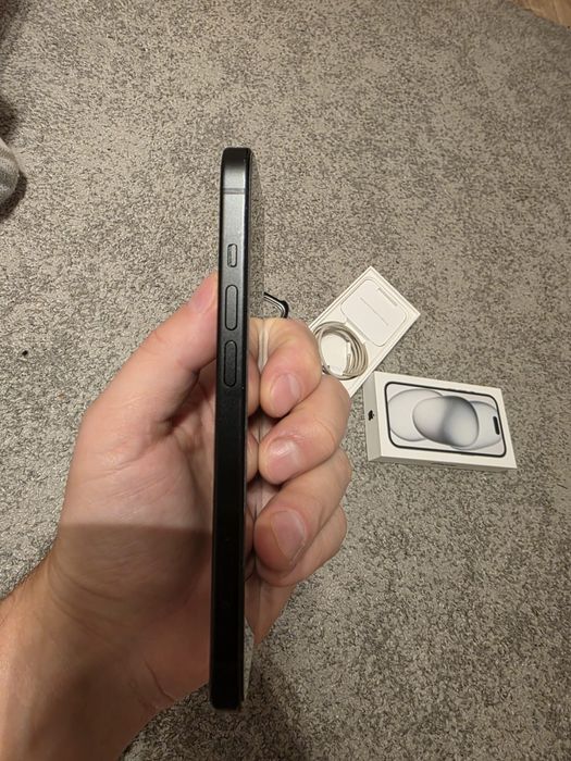 Iphone 15 deblocat in garantie 128 GB