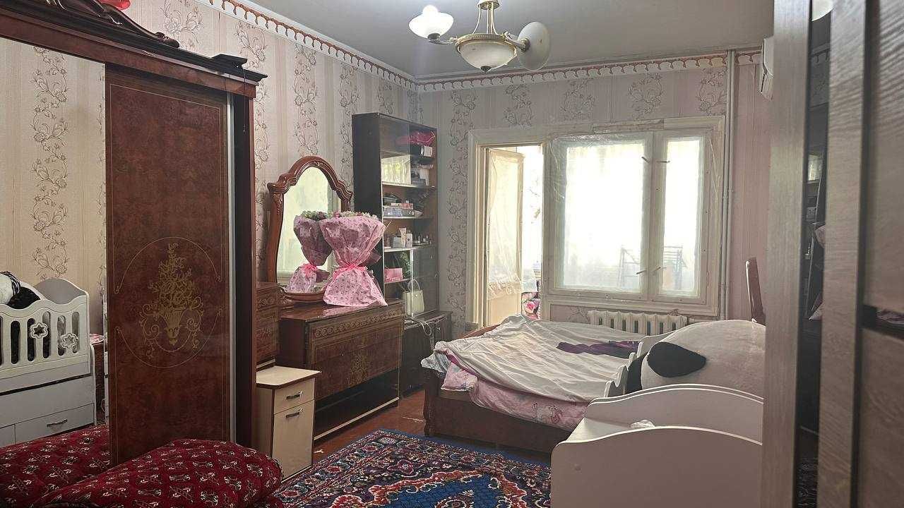 СРОЧНО !!! Продается квартира в Яшнабаде 2/3/5 ( 60 кв/м ) Тузел 3