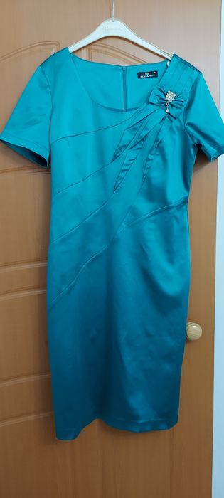 Платье вечернее.