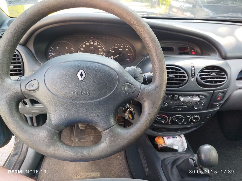 Рено Меган 1.6 бензин/газ 90 к.с. 1997г ( на части)