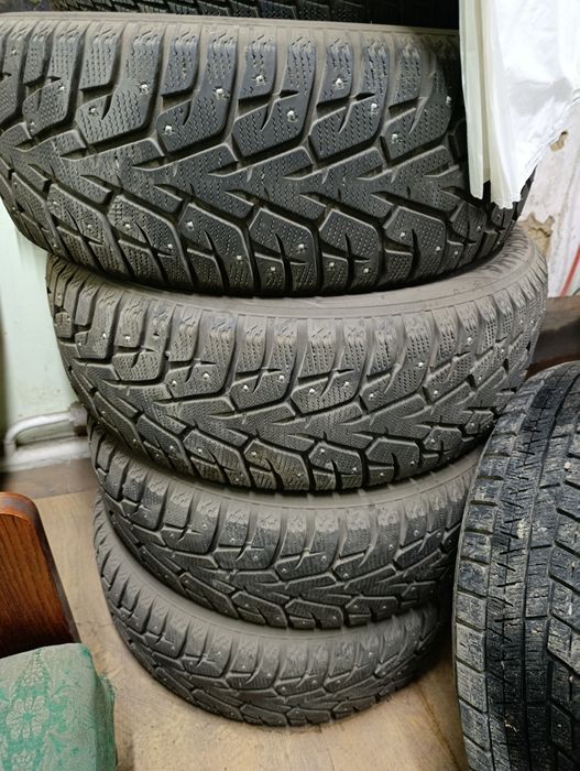 255/45/19 год2022 Yokohama шипованные идеальное