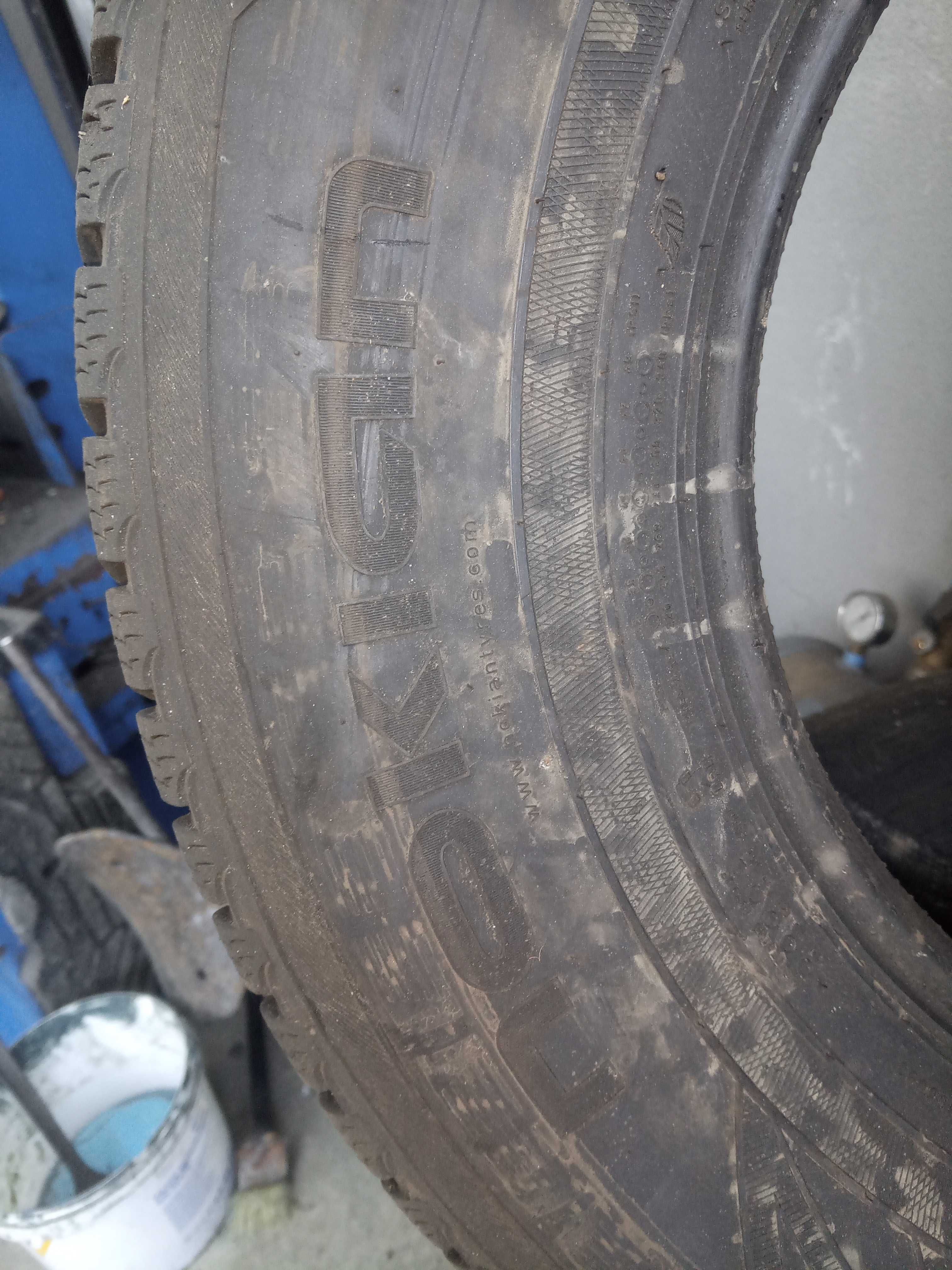 265/70R17" Nokian WR Suv 3